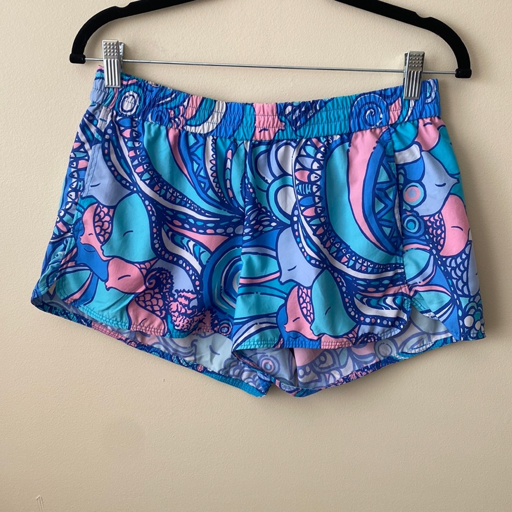 EUC - Lilly Pulitzer Luxletic Run Around Shorts